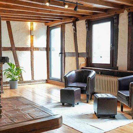 Charmante Fachwerk Wohnung Mit Terrasse In Der Altstadt Koblenz  Luaran gambar