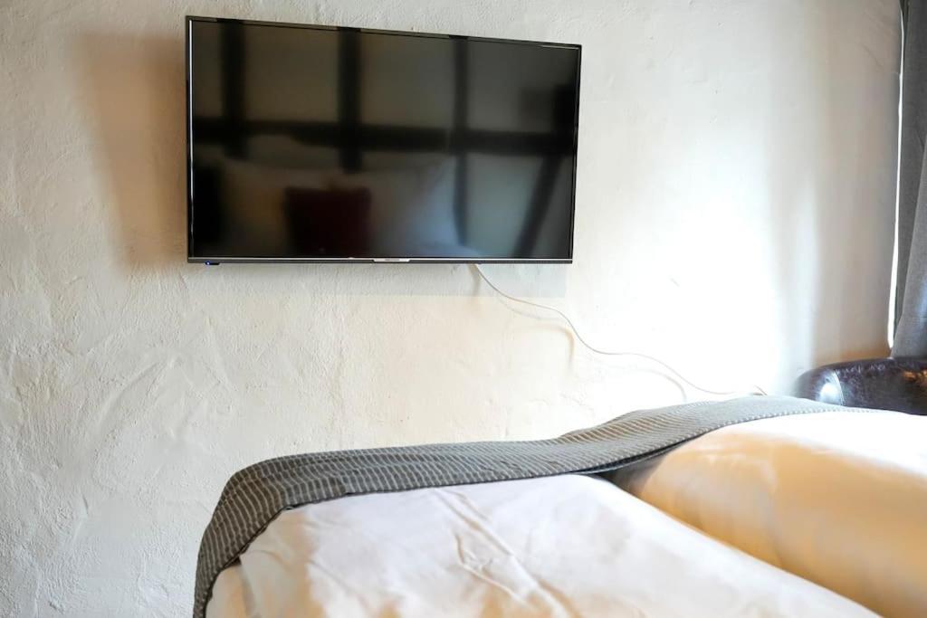 Charmante Fachwerk Wohnung Mit Terrasse In Der Altstadt Koblenz  Luaran gambar